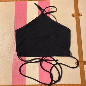 Abercrombie and Fitch crop top medium